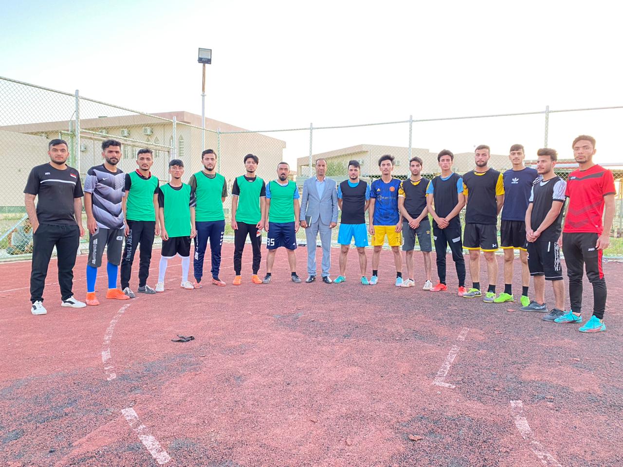 ضمن نشاطاتها الرياضية شعبة البحث الاجتماعي تقيم بطولة بخماسي كرة القدم لطلبة قسم (1)
